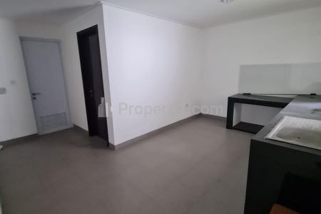 Dijual Rumah Golf Island 3 Lantai  Ukuran 12x20 m di PIK, Jakarta Utara