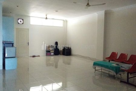 Jual Rumah Mewah Luas di Keadilan, Keagungan, Taman Sari, Jakarta Barat