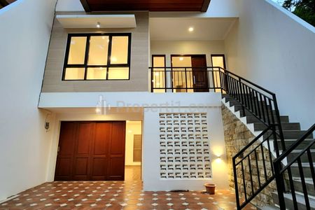 Dijual Rumah Baru dengan Private Pool di Margasatwa Ragunan Jakarta Selatann