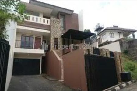 Jual Rumah 3 Lantai Luas di Setiabudi Bandung Utara - Harga Murah