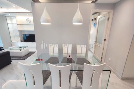 Disewakan Apartemen Kemang Village 3 BR Fully Furnished