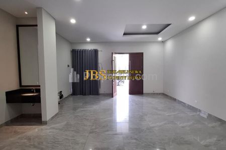 Jual Rumah 2,5 Tingkat di Komplek Citraland Gama City Medan Cluster Fullerton