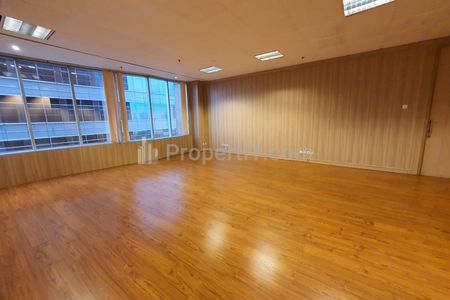 Sewa Ruang Kantor di Kawasan Perkantoran Sudirman/SCBD, Jakarta Selatan - Menara Sudirman Office Building