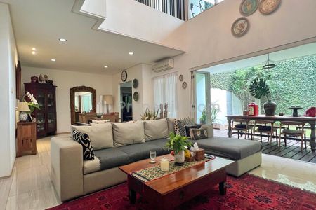 Dijual Rumah di Jalan Tirtayasa, Melawai, Kebayoran Baru, Jakarta Selatan