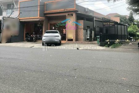 Dijual Rumah untuk Usaha di Jalan Raya Utama Bintaro Jaya Sektor 2 Jakarta Selatan