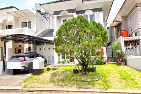 Dijual Rumah Ada Taman Belakang di Perumahan Kota Wisata Cibubur