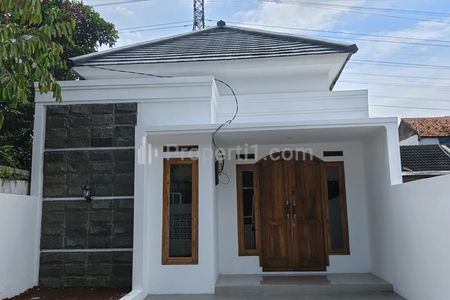 Dijual Rumah Modern Bebas Banjir di Margahayu Raya, Pusat Kota Bandung