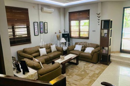 Dijual Rumah Mewah Asri Bagus Full Furnished di Sentul Bogor Jawa Barat