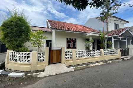 Dijual Rumah Hook Terawat di Margahayu Bandung
