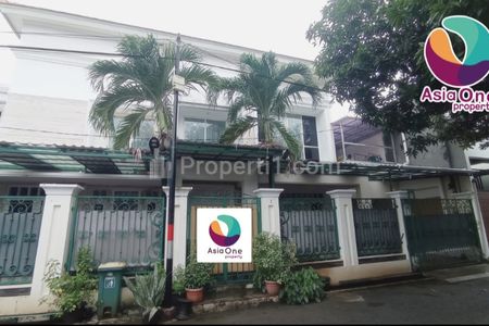 Dijual Rumah Cantik Area Bebas Banjir Lokasi Strategis di Komplek Pertamina Jakarta Timur