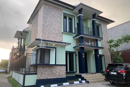 Disewakan Rumah Modern Furnish Tanah Luas di Condongcatur Yogyakarta Dekat Pakuwon, UGM, AMIKOM, UPN