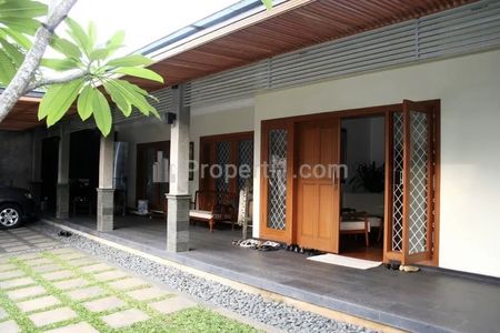 Dijual Rumah Mewah Perum Puri Mutiara Kemang Jakarta Selatan