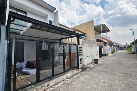 Dijual Rumah Mewah di Gunung Anyar Tambak, Surabaya