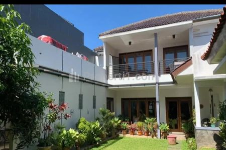 Jual Rumah Luas dan Murah di Ciwaruga Polban Sayap Gegerkalong Setiabudi Bandung 