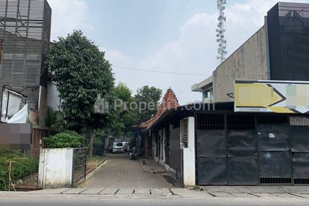Jual Rumah Cocok untuk Tempat Usaha di Caman Raya Kota Bekasi