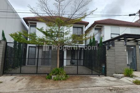 Jual Rumah Minimalis dengan Swimming Pool Setiabudi Regency Bandung