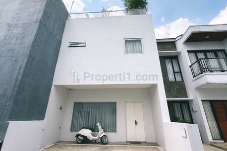 Jual Rumah Siap Huni 7 Menit ke Summarecon Termurah di Area Derwati Kota Bandung