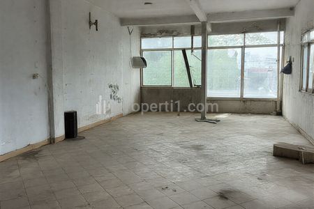 DiJual Ruko 2,5 Lantai di Galur Senen Jakarta Pusat