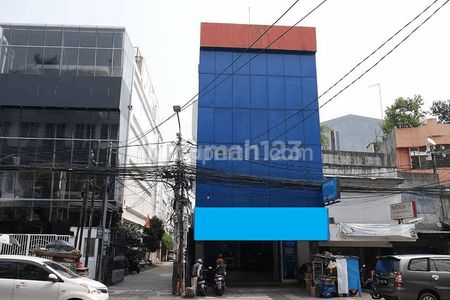 Jual Gedung 5 Lantai Strategis di Pecenongan, Jakarta Pusat