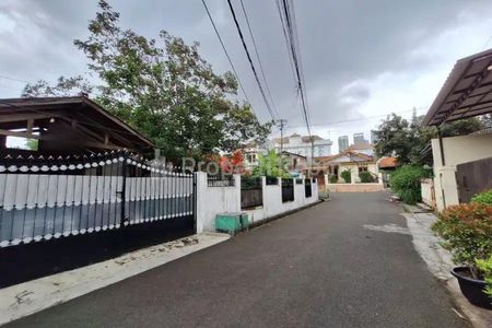 Dijual Rumah Hitung Tanah Dekat Kampus Binus Kemanggisan, Jakarta Barat