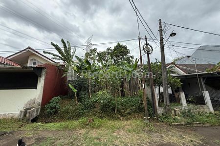 Dijual Lokasi Strategis Dalam Komplek di Cinere, Depok