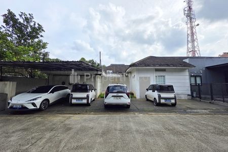Tampak Depan