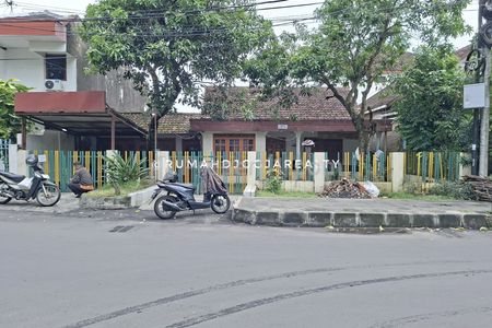 Jual Tanah Strategis Bonus Bangunan di Jl. C Simanjuntak Yogyakarta Dekat UGM, RS SARDJITO, TUGU JOGJA
