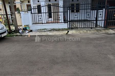Dijual Rumah Atap Baja Ringan Siap Huni di Bulevar Hijau Harapan Indah Bekasi