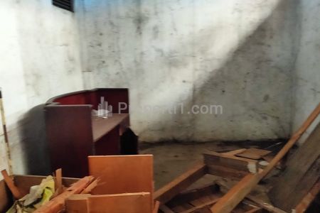 Sewa Cepat Murah Rumah Luas Butuh Renov di Jl Edam I, Tanjung Priok, Jakarta Utara