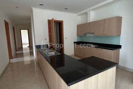 Dijual Sudirman Residence Penthouse 3 BR 350 sqm Semi Furnished - Low Rise Apartment Private Swimming Pool