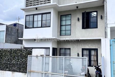 Jual Rumah Vintage View Bandung di Sekejengkol Cileunyi Bandung