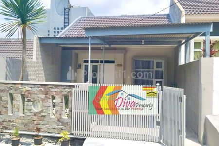 Dijual Rumah Furnished di Komplek Green Valley Residence Bandung