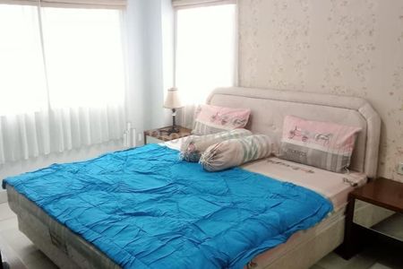 Sewa Apartemen Cosmopolis Surabaya – Lowrise Nyaman Dekat MERR – 1 BR Furnished