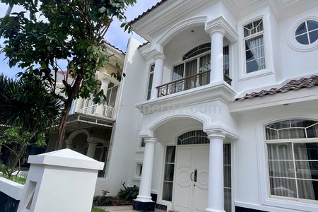 Disewakan Rumah 8 x 15 di Kenari Golf, PIK, Jakarta Utara