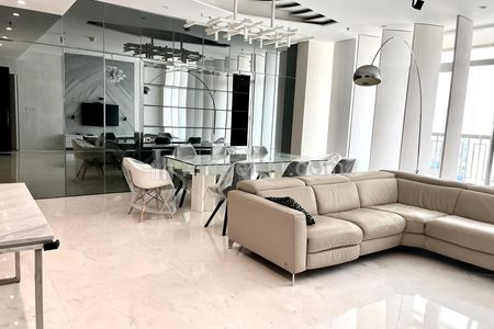 Disewakan Apartemen Botanica 3+1 Bedroom Jakarta Selatan