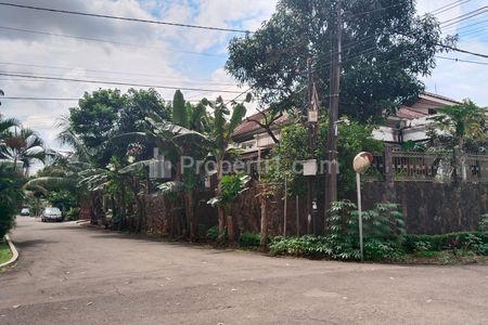 Dijual Rumah Tua Hitung Tanah Dalam Komplek Cinere, Depok