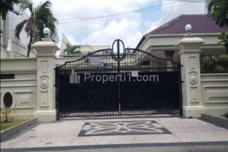 Jual Cepat Rumah Mewah Jemur Wonocolo Surabaya Selatan Dekat Prapen Kolam Renang Pribadi