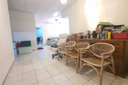 Dijual Rumah Langka Ukuran 10x15 m di Muara Karang, Jakarta Utara
