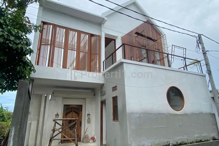 TAMPAK DEPAN