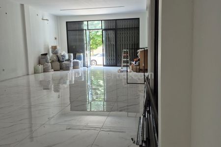 Disewakan Ruko Hoek Murah LT 170 m2 di Sunter, Jakarta Utara 