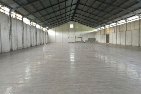 Jual Cepat Gudang Besar dan Luas di Tamantirto Kasihan Bantul Yogyakarta