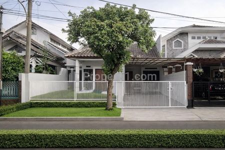 Dijual Rumah Mewah 1 Lantai di Main Road Soekarno Hatta Bandung – Luas Tanah 247m2, Kolam Renang, Siap Huni