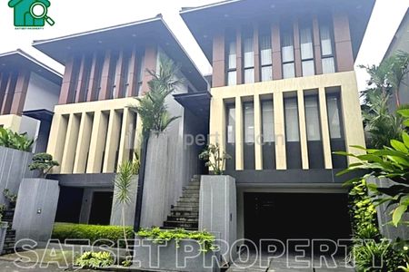 Disewakan Town House di Area Cipete/Cilandak Jakarta Selatan SSP196