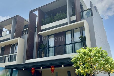Dijual Rumah Modern Premium Type 9 READY UNIT Free Lift dan Bathtub untuk Keluarga Baru di Barat Jakarta