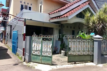 Dijual Rumah Bagus Strategis Dekat Pasar Ciputat, Tangerang Selatan