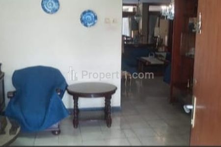 Dijual Rumah Strategis Sayap Riau Bandung