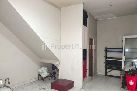 Jual Ruko Murah di Jalan M.H. Thamrin, Panunggangan, Pinang, Kota Tangerang
