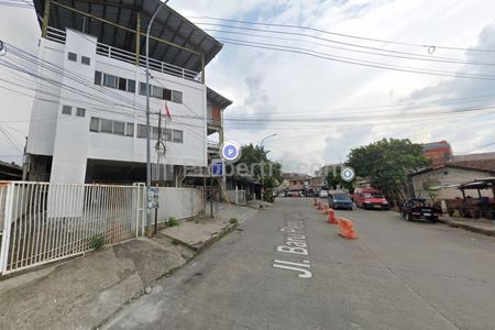 Jual Cepat Gedung Parkir Luas 7.000 m² Cahaya Bersaudara, Depok, Pancoran Mas, Jawa Barat