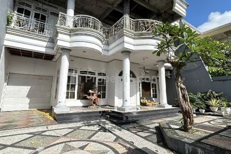 Jual Rumah Luas 2 Lantai di Jalan Sunia Negara Kota Denpasar Bali
