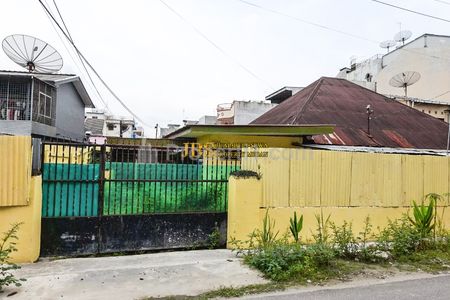 Dijual Rumah Hook di Jalan Kuda Dekat Jalan Wahidin Medan